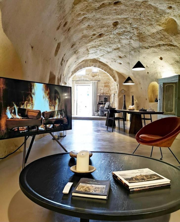 Stageroom01 - Matera Luaran gambar
